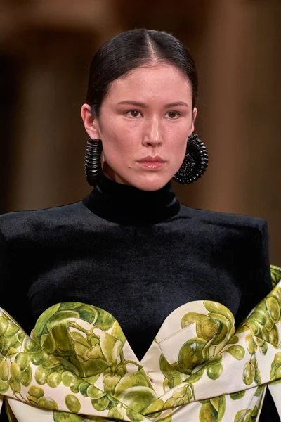 Look 87